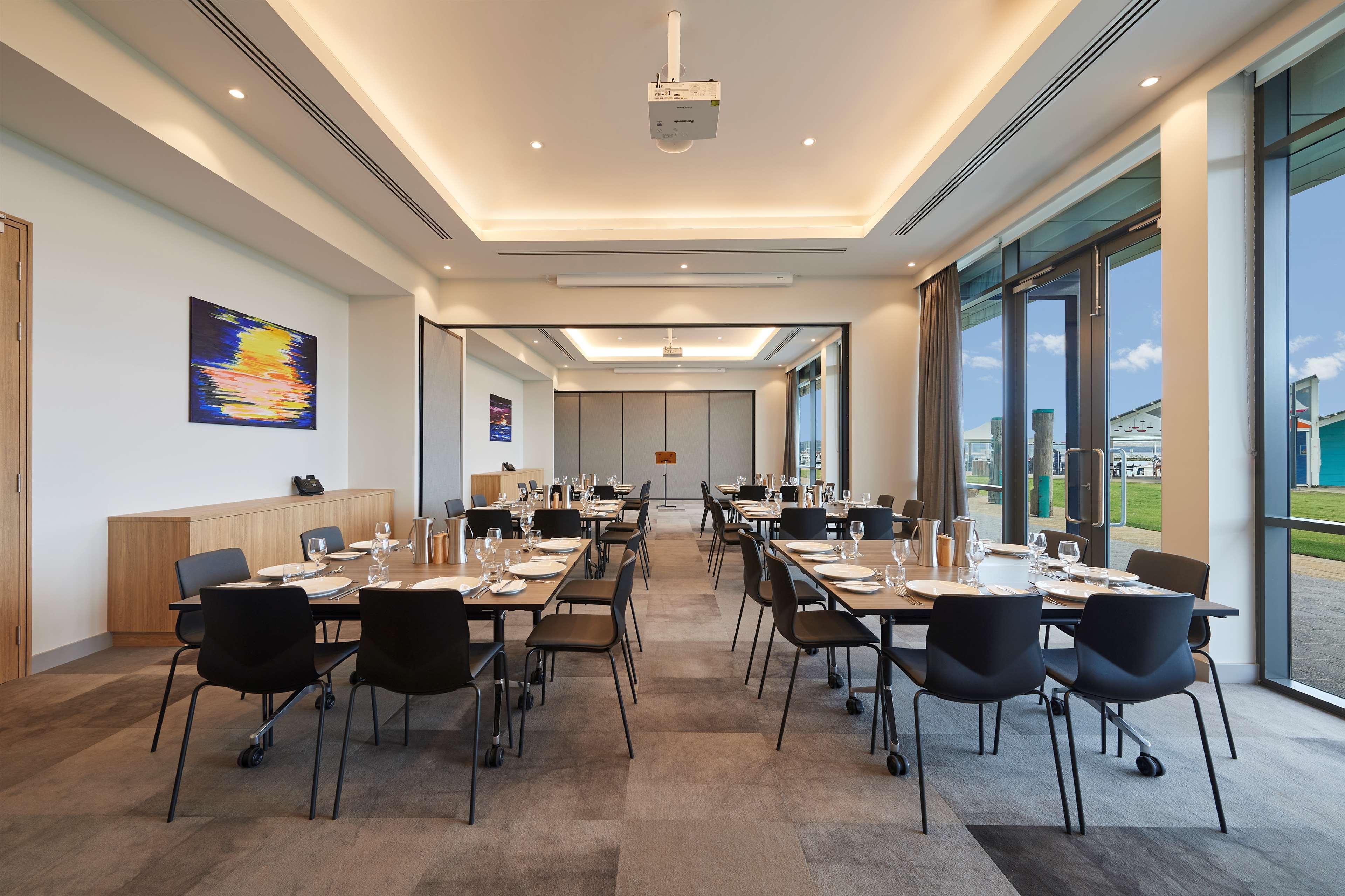 Hilton Garden Inn Albany, Wa Экстерьер фото
