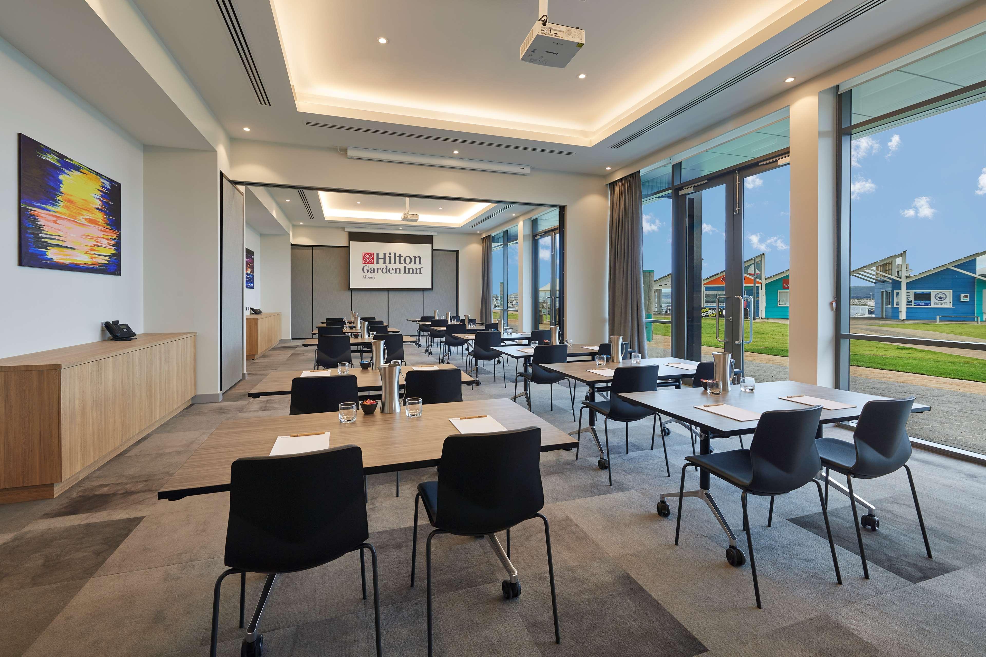 Hilton Garden Inn Albany, Wa Экстерьер фото