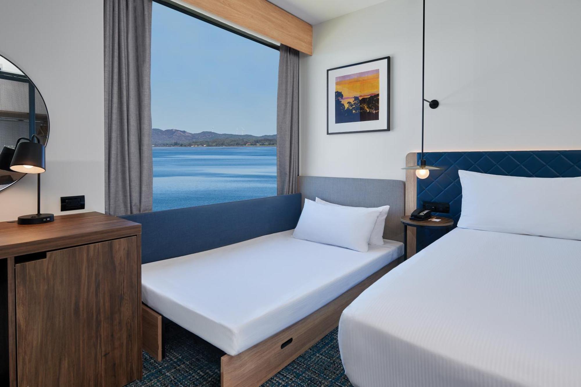 Hilton Garden Inn Albany, Wa Экстерьер фото