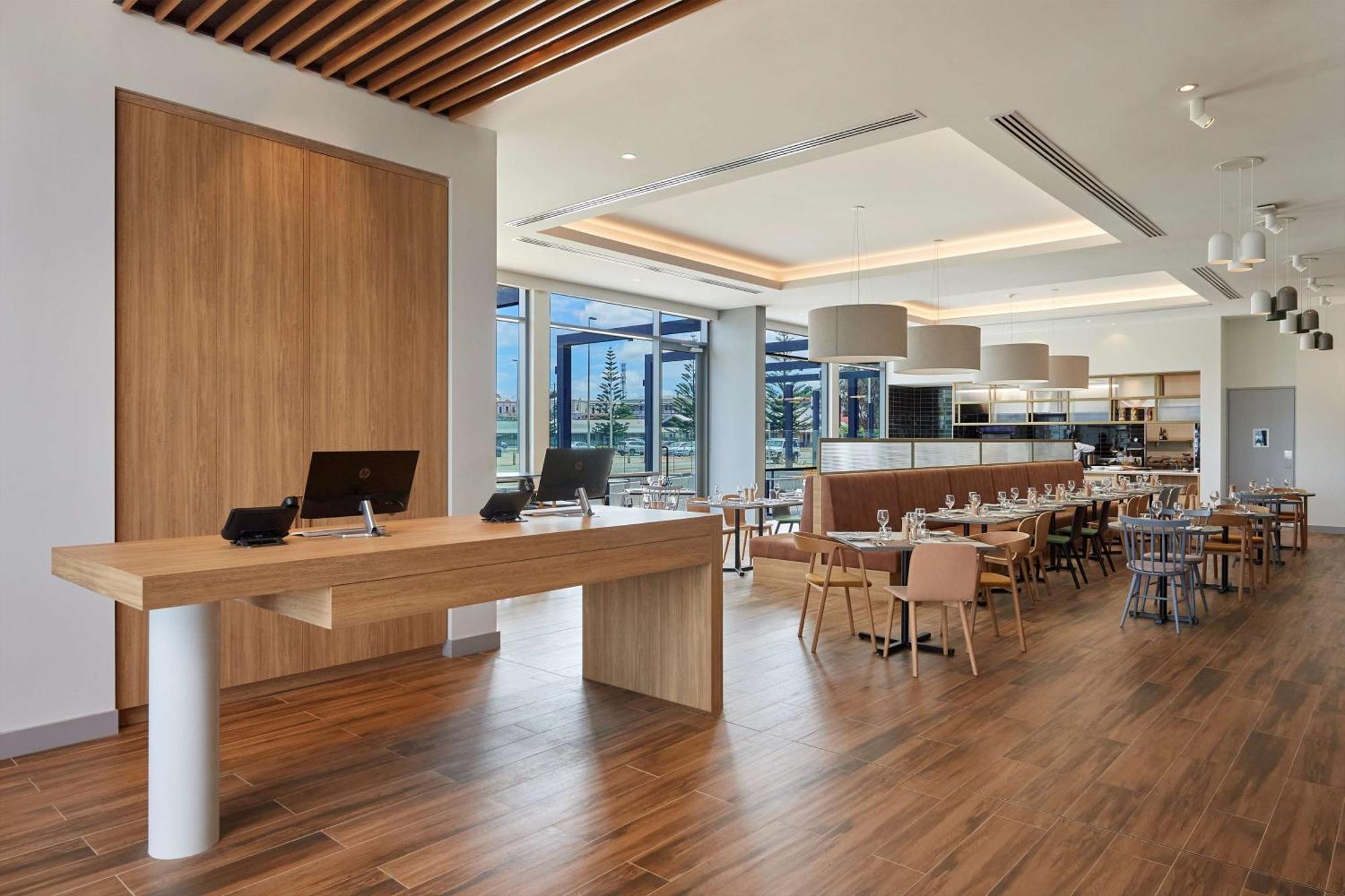 Hilton Garden Inn Albany, Wa Экстерьер фото